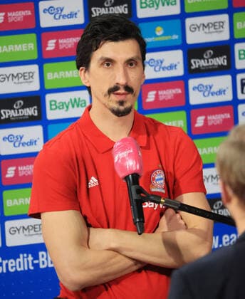 28.02.2021, BBL, FC Bayern vs Würzburg S.Oliver, Audi Dome Muenchen, Basketball, im Bild: Nihat Djedovic (FCB Basketball)