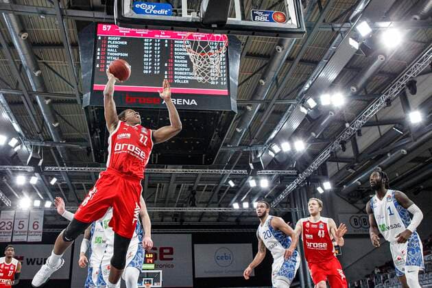 links Devon Hall (Brose Bamberg, 22) Brose Bamberg - Fraport Skyliners Frankfurt - easyCredit-BBL - Basketball Bundesliga - Basketball Saison 2020 21 - 21. Spieltag, 28.02.2021 Bamberg, Brose Arena