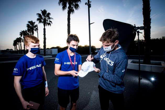 David Goffin (Bel) posant avec le trophee du Vainqueur TENNIS : Open Sud de France 2021 - Finale Simple messieurs - Montpellier - 28 02 2021 JBAutissier Panoramic 