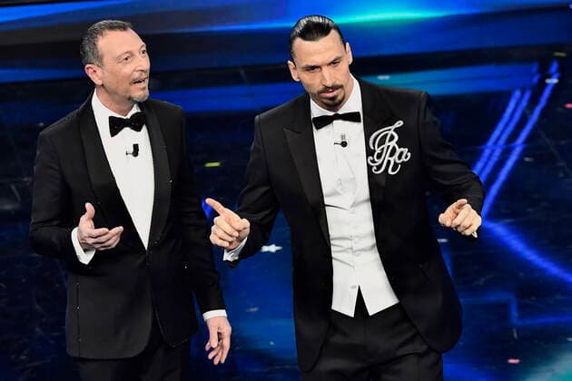 Sport Bilder des Tages Photo Matteo Rasero LaPresse March 02, 2021 Sanremo, Italy entertainment Sanremo music festival 2021, first evening. In the photo: Zlatan Ibrahimovi& x107;, Amadeus  Copyright: xMatteoxRasero LaPressex