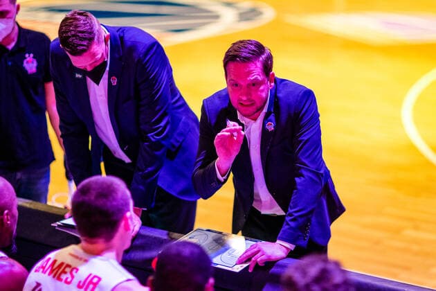 Trainer Rolf Scholz (Jobstairs Giessen 46ers) waehrend der Begegnung Saison 2020-2021 (Herren) in der EasyCredit Bundesliga zwischen Syntainics MBC und Jobstairs Giessen 46ers in der Stadthalle Weissenfels am 3. March 2021 in Weissenfels, Sachsen Anhalt, Deutschland