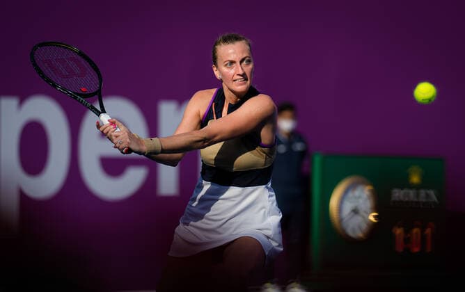 March 4, 2021, DOHA, QATAR: Petra Kvitova of the Czech Republic in action during the quarterfinals of the 2021 Qatar Total Open WTA, Tennis Damen 500 tournament against Anett Kontaveit of Estonia DOHA QATAR - ZUMAa181 20210304_zaa_a181_045 Copyright: xRobxPrangex