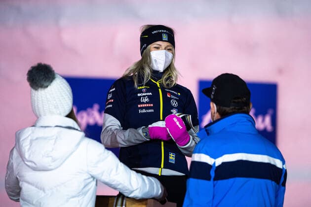 210304 Silver medalist Frida Karlsson of Sweden at a medal ceremony for the Women s Cross Country Skiing 10 km Free Technique during the FIS Nordic Ski World Championships on March 4, 2021 in Oberstdorf. Photo: Johanna Lundberg BILDBYRAN kod JL JL0096 skidor cross-country skiing langrenn fis nordic world ski championships vm ski-vm skid-vm medaljceremoni medal ceremony 8 bbeng sverige Copyright: JOHANNAxLUNDBERG BB210304JL141