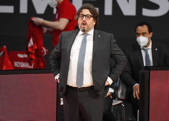 04.03.2021, xemx, Basketball BBL Bundesliga, FC Bayern Muenchen Basketball - Panathinaikos Athen emspor, v.l. Head Coach Andrea Trinchieri (FC Bayern Basketball) Muenchen