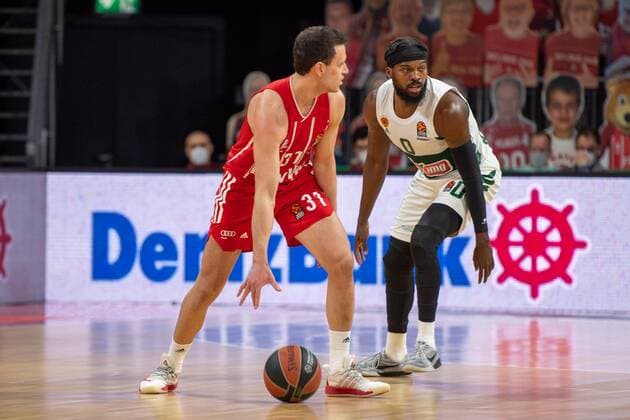 Zan Mark Sisko 31 (FC Bayern), Shelvin Mack 100 (Panathinaikos Athen), FC Bayern Basketball vs. Panathinaikos Athen, EuroLeague, 04.03.2021 Muenchen Bayern Deutschland