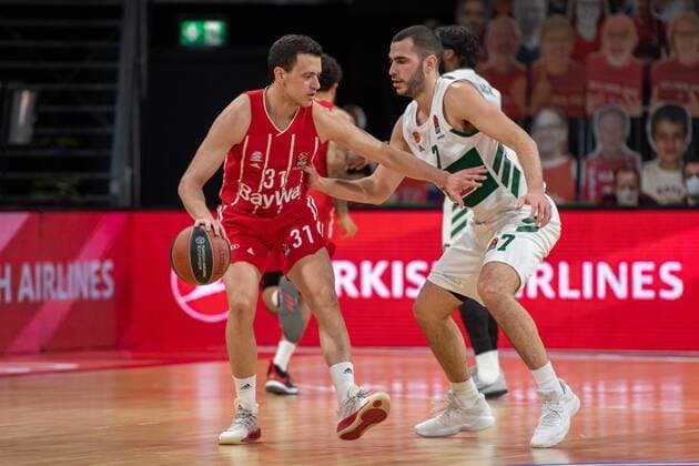 Zan Mark Sisko 31 (FC Bayern), Leferis Bochoridis 7 (Panathinaikos Athen), FC Bayern Basketball vs. Panathinaikos Athen, EuroLeague, 04.03.2021 Muenchen Bayern Deutschland