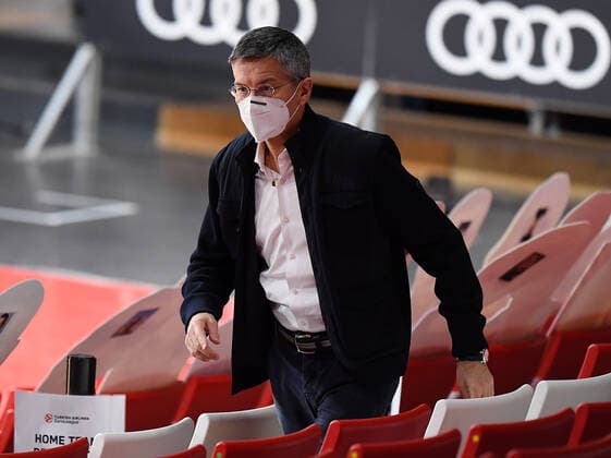 04.03.2021, xemx, Basketball BBL Bundesliga, FC Bayern Muenchen Basketball - Panathinaikos Athen emspor, v.l. President Herbert Hainer (FC Bayern Basketball) Muenchen