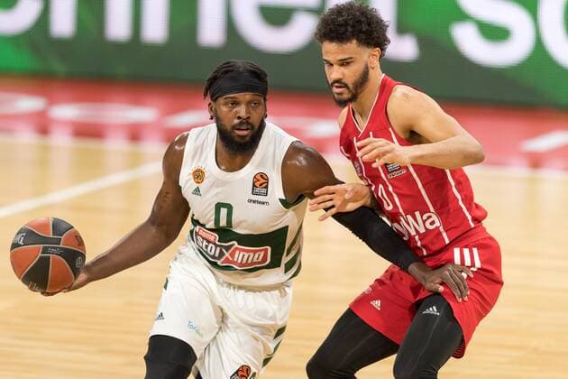 Basketball, Euroleague, FC Bayern München - Panathinaikos Athen. Im Bild Shelvin MACK (Panathinaikos Athen, 0) und Nick WEILER-BABB (FC Bayern München, 0). München Audi Dome Bayern Deutschland Copyright: Passion2Press.dex xMarkusxFischerx