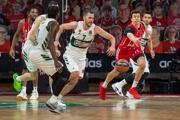 Leferis Bochoridis 7 (Panathinaikos Athen), Vladimir Lucic 11 (FC Bayern), FC Bayern Basketball vs. Panathinaikos Athen, EuroLeague, 04.03.2021 Muenchen Bayern Deutschland