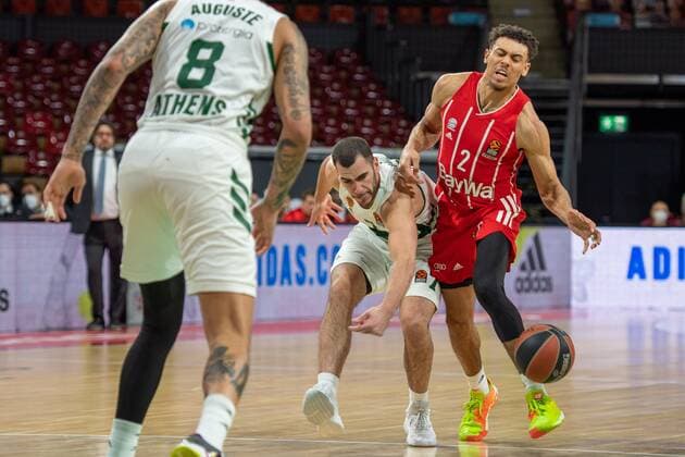 Leferis Bochoridis 7 (Panathinaikos Athen), Wade Baldwin 2 (FC Bayern), FC Bayern Basketball vs. Panathinaikos Athen, EuroLeague, 04.03.2021 Muenchen Bayern Deutschland