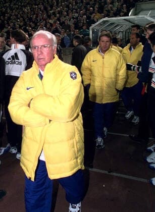 25.03.98 Deutschland - Brasilien Deutschland, Stuttgart, 25.03.1998, FIFA, Länderspiel, DFB Deutschland - Brasilien (1:2): Mario Zagallo (Trainer Brasilien). *** 25 03 98 Germany Brazil Germany, Stuttgart, 25 03 1998, FIFA, international match, DFB Germany Brazil 1 2 Mario Zagallo coach Brazil