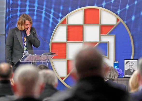Bilder des Jahres 2021, Sport 03 März Sport Themen der Woche KW09 Fußball, Beerdigung von Zlatko Kranjcar in Zagreb ZLATKO KRANJCAR FUNERAL Niko Kranjcar reacts during his speech at commemorative session for his frather, football player and coach Cico Zlatko Kranjcar in Zagreb, Croatia on March 5, 2021. SlavkoxMidzor PIXSELL