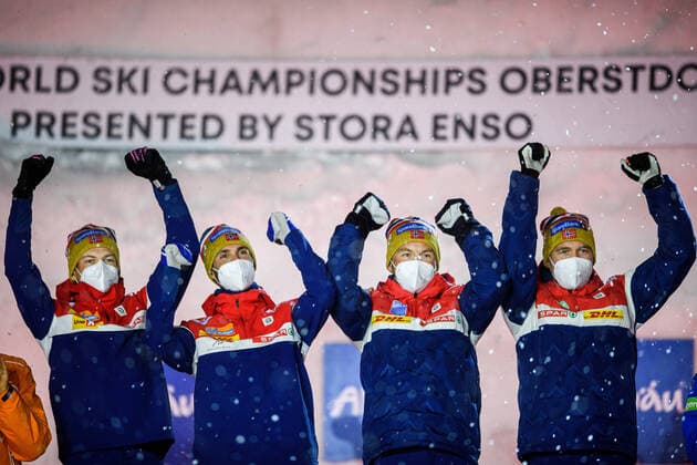 Nordische Ski WM in Oberstdorf, Langlauf, 4x10km Staffel der Herren, Siegerehrung 210305 Pal Golberg, Emil Iversen, Hans Christer Holund and Johannes Hosflot Klaebo of Norway celebrate at a medal ceremony for Men s Cross Country Skiing 4x10 Relay during the FIS Nordic Ski World Championships on March 5, 2021 in Oberstdorf. Photo: Johanna Lundberg BILDBYRAN kod JL JL0099 skidor cross-country skiing langrenn fis nordic world ski championships vm ski-vm skid-vm medaljceremoni medal ceremony 9 bbeng jubel Copyright: JOHANNAxLUNDBERG BB210305JL132