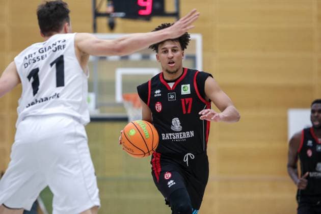 2. Basketball Bundesliga ProB ART Giants Duesseldorf gegen ETV Hamburg, 05.03.2021 Mubarak Salami ( 17 ETV Hamburg); 2. Basketball Bundesliga ProB ART Giants Duesseldorf gegen ETV Hamburg am 05.03.2021, Duesseldorf. Copyright: xBEAUTIFULxSPORTS KennyxBeelex
