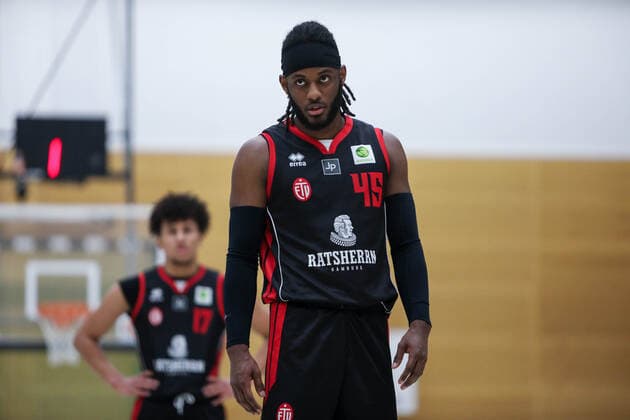 2. Basketball Bundesliga ProB ART Giants Duesseldorf gegen ETV Hamburg, 05.03.2021 Abdulai Abaker ( 45 ETV Hamburg); 2. Basketball Bundesliga ProB ART Giants Duesseldorf gegen ETV Hamburg am 05.03.2021, Duesseldorf. Copyright: xBEAUTIFULxSPORTS KennyxBeelex
