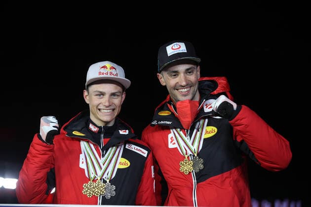 NORDIC SKIING - FIS Nordic World Ski Championships Oberstdorf 2021 OBERSTDORF,GERMANY,06.MAR.21 - NORDIC SKIING, NORDIC COMBINED - FIS Nordic World Ski Championships, large hill, team sprint, 2x7,5km, men, award ceremony. Image shows Johannes Lamparter and Lukas Greiderer (AUT). keywords: medal. GEPAxpictures xChristianxWalgram