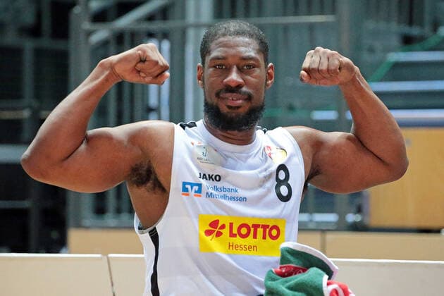 06.03.2021, xovx, Rollstuhl-Basketball 1. Bundesliga, RSV Lahn-Dill - RSB Thuringia Bulls Brian Bell (RSV Lahn-Dill) bejubelt den 82:54 Sieg gegen die Thuringa Bulls Wetzlar Rittal-Arena Hessen Deutschland (DE)