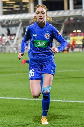 Sara Holmgaard (Potsdam, 26), Freisteller, Ganzkörper, Einzelbild, Aktion, Action, 05.03.2021, Leverkusen (Deutschland), Fussball, Flyeralarm Frauen-Bundesliga, Bayer 04 Leverkusen - Turbine Potsdam, DFB DFL REGULATIONS PROHIBIT ANY USE OF PHOTOGRAPHS AS IMAGE SEQUENCES AND OR QUASI-VIDEO.