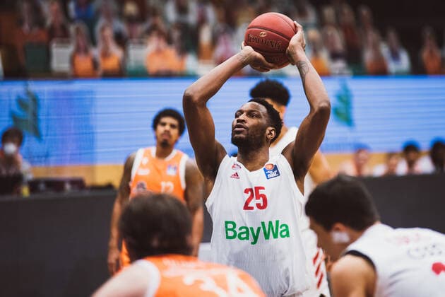 easyCredit-BBL: 22. Spieltag - RASTA Vechta vs. FC Bayern Muenchen Basketball, 07.03.2021 JaJuan Johnson (FC Bayern Muenchen Basketball, 25); easyCredit-BBL: 22. Spieltag - RASTA Vechta vs. FC Bayern Muenchen Basketball am 07.03.2021 in Vechta (RASTA Dome), Germany, Copyright: xBEAUTIFULxSPORTS Neddermannx