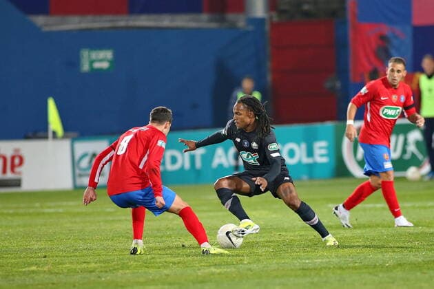 (GFCA) vs Renato SANCHES (LOSC) FOOTBALL : GFC Ajaccio vs Lille - Coupe de France - 16es de finale - 07 03 2021 GerardPierlovisi Panoramic 