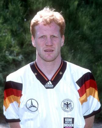 Mathias Sammer im Nationaltrikot , Portrait, Deutsche Nationalmannschaft 26.05.1992