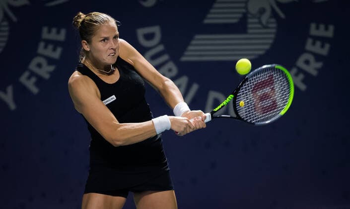 March 8, 2021, DUBAI, UNITED ARAB EMIRATES: Shelby Rogers of the United States in action during the first round of the 2021 Dubai Duty Free Tennis Championships WTA, Tennis Damen 1000 tournament against Kaia Kanepi of Estonia DUBAI UNITED ARAB EMIRATES - ZUMAa181 20210308_zaa_a181_135 Copyright: xRobxPrangex