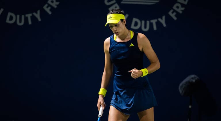 March 9, 2021, DUBAI, UNITED ARAB EMIRATES: Garbine Muguruza of Spain in action her second round match at the 2021 Dubai Duty Free Tennis Championships WTA, Tennis Damen 1000 tournament against Amanda Anisimova of the United States DUBAI UNITED ARAB EMIRATES - ZUMAa181 20210309_zaa_a181_136 Copyright: xRobxPrangex