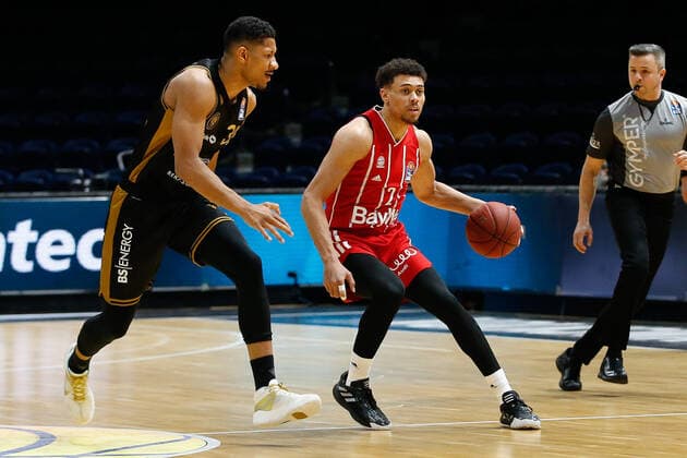 09.03.2021, xgox, Basketball, easyCredit BBL, Basketball Loewen Braunschweig - FC Bayern Muenchen emspor, v.l. Wade Baldwin (Bayern, 2) Braunschweig