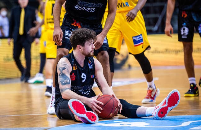 enttaeuscht: Dominique Johnson (Niners Chemnitz 09) ; 1. BASKETBALL Bundesliga: MHP RIESEN Ludwigsburg - Niners Chemnitz am 09.03.2021 in Ludwigsburg (MHPArena), Baden-Wuerttemberg, Deutschland Ludwigsburg. 09.03.21 Basketball , 09.03.2021, Ludwigsburg (Deutschland)
