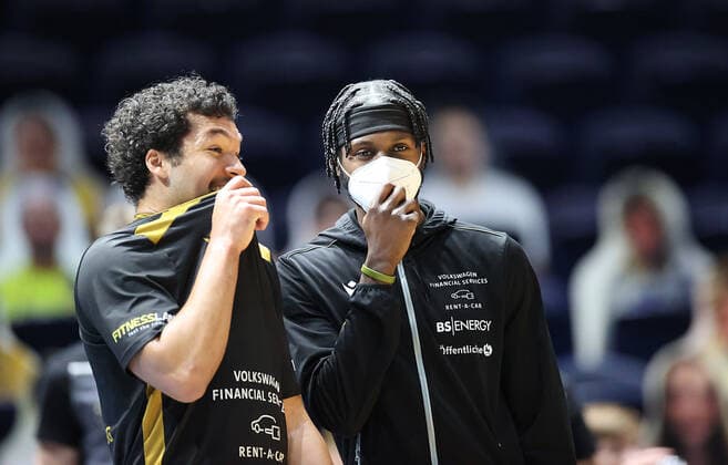 Anthony Watkins (Basketball Loewen Braunschweig), Bazoumana Kone (Basketball Loewen Braunschweig)