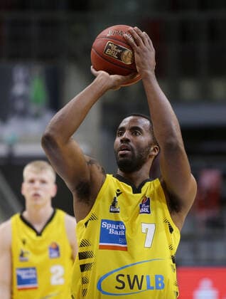 Ludwigsburg , Basketball easyCredit BBL Bundesliga , MHP RIESEN Ludwigsburg vs. NINERS Chemnitz , Jamel McLean ( Riesen )