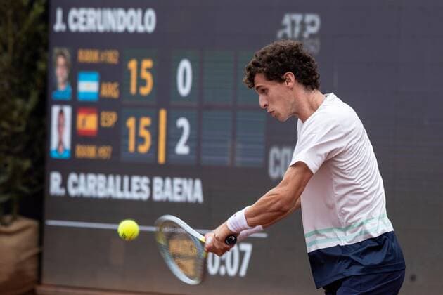 Argentine tennis player Juan Manuel Cerundolo in action against Spanish tennis player Roberto Carballes Baena, during the second round of the ATP, Tennis Herren 250 Chile Open, in Santiago, Chile, 11 March 2021. Chile Tennis Open !ACHTUNG: NUR REDAKTIONELLE NUTZUNG!  Copyright: xAlbertoxValdesx AME1300 20210311-637510849520444286