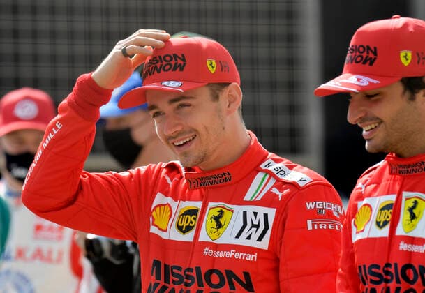 LECLERC Charles mit SAINZ Carlos jr. Team Scuderia Ferrari FIA Formel 1 Testfahrten 2021 in Bahrain 1.Tag Am 12.03.2021 Bahrain International Circuit As-Sachir