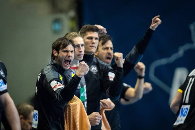 Handball Berlin 13.03.2021 Olympiaqualifikation Olympia Qualifikation Deutschland (GER) - Slowenien (SLO) Uwe Gensheimer (Deutschland, No.03) Jubel