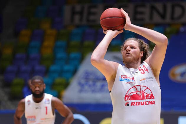 Fraport Skyliners - JobStairs Giessen 46ers, easyCredit BBL John Bryant (Giessen, 54). Basketball-Spiel der easyCredit BBL zwischen den Fraport Skyliners und den JobStairs Giessen 46ers am 13. Maerz 2021 in der Fraport-Arena in Frankfurt am Main., Frankfurt am Main Hessen Deutschland Fraport-Arena