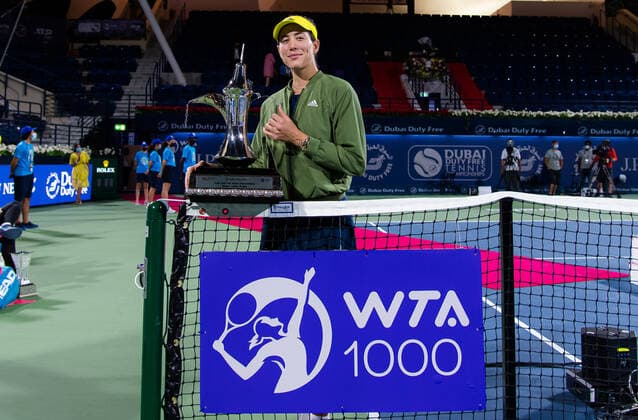March 13, 2021, DUBAI, UNITED ARAB EMIRATES: Garbine Muguruza of Spain with the champions trophy after the final of the 2021 Dubai Duty Free Tennis Championships WTA, Tennis Damen 1000 tournament DUBAI UNITED ARAB EMIRATES - ZUMAa181 20210313_zaa_a181_254 Copyright: xRobxPrangex