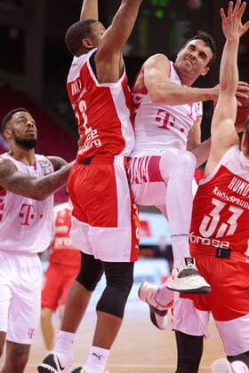 Anthony DiLeo Telekom Baskets Bonn vs. Brose Bamberg easyCredit BBL 1. Bundesliga , Saison 2020 2021 , 23. Spieltag