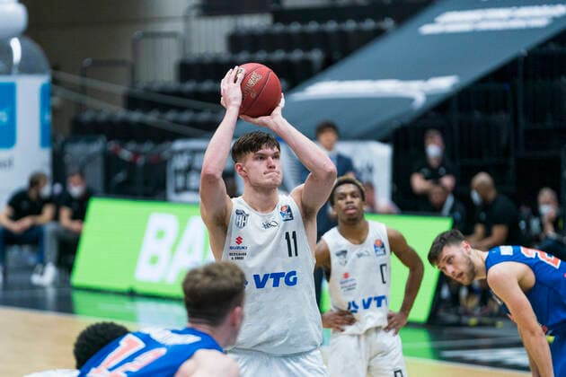 easyCredit Basketball Bundesliga, Hamburg, 13.03.2021 easyCredit Basketball Bundesliga, Hamburg Towers vs. SYNTAINICS MBC, Maik Kotsar ( 11 Hamburg Towers) Copyright: xBEAUTIFULxSPORTS Mohwinkelx
