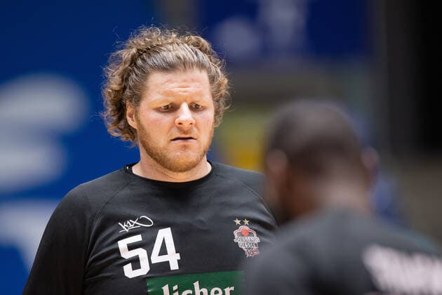 Fraport Skyliners - JobStairs Giessen 46ers, easyCredit BBL John Bryant (Giessen, 54). Basketball-Spiel der easyCredit BBL zwischen den Fraport Skyliners und den JobStairs Giessen 46ers am 13. Maerz 2021 in der Fraport-Arena in Frankfurt am Main., Frankfurt am Main Hessen Deutschland Fraport-Arena