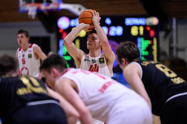 Barmer 2. Basketball Bundesliga ProB, Rheinstars Koeln vs. LOK Bernau, 13.03.2021 Benedict van Laack (RheinStars Koeln 44), Barmer 2. Basketball Bundesliga ProB, Rheinstars Koeln vs. LOK Bernau am 13.03.2021 in der Basketball Campus Koeln in Koeln (Nordrhein-Westfalen) Copyright: xBEAUTIFULxSPORTS Mueller-Laschetx