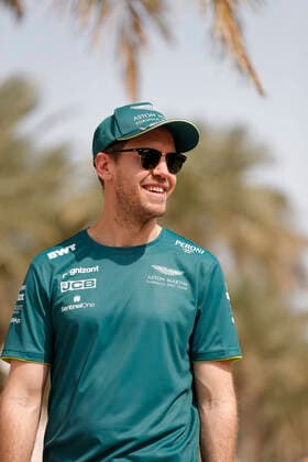 Sebastian Vettel, Aston Martin F1, during pre-season test days in Sakhir, Bahrain, March 11th 2021 EDITORIAL ONLY! Aston Martin via Kolvenbach