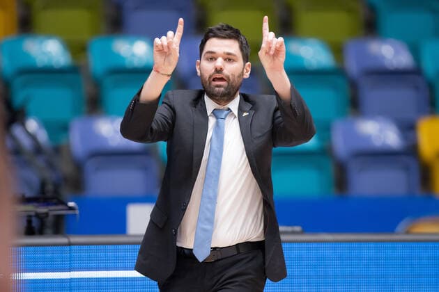 Fraport Skyliners - JobStairs Giessen 46ers, easyCredit BBL Trainer Sebastian Gleim (Fraport Skyliners). Basketball-Spiel der easyCredit BBL zwischen den Fraport Skyliners und den JobStairs Giessen 46ers am 13. Maerz 2021 in der Fraport-Arena in Frankfurt am Main., Frankfurt am Main Hessen Deutschland Fraport-Arena