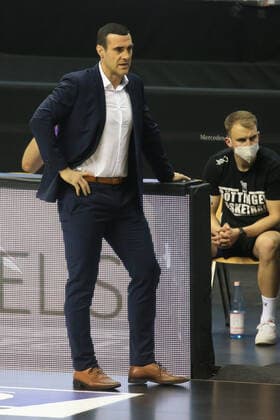 DEU, GER, 1.BBL, ALBA vs. BG Goettingen, 14.03.2021, Mercedes-Benz-Arena, Berlin, DEU, GER, 1.BBL, ALBA vs. BG Goettingen, im Bild Trainer,Coach Roel Moors (Goettingen)