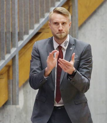 Ludwigsburg , Basketball easyCredit BBL Bundesliga , HAKRO Merlins Crailsheim vs. MHP Riesen Ludwigsburg , Tuomas Iisalo ( Trainer Merlins )