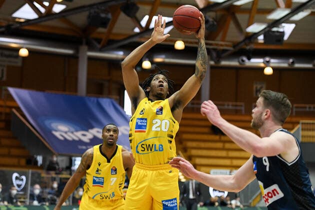 Desi Rodriguez (MHP Riesen Ludwigsburg) am Korb, GER, HAKRO Merlins Crailsheim vs. MHP Riesen Ludwigsburg, 14.03.2021, 23. Spieltag easycredit Basketball Bundesliga, Spielzeit 2020 2021. GER, HAKRO Merlins Crailsheim vs. MHP Riesen Ludwigsburg, 14.03.2021, 23. Spieltag easycredit Basketball Bundesliga, Spielzeit 2020 2021 Crailsheim Copyright: xEibnerxPressefoto MichaelxMemmlerx EP_MMR