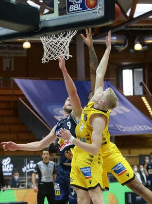 Ludwigsburg , Basketball easyCredit BBL Bundesliga , HAKRO Merlins Crailsheim vs. MHP Riesen Ludwigsburg , Jacob Patrick( Riesen )