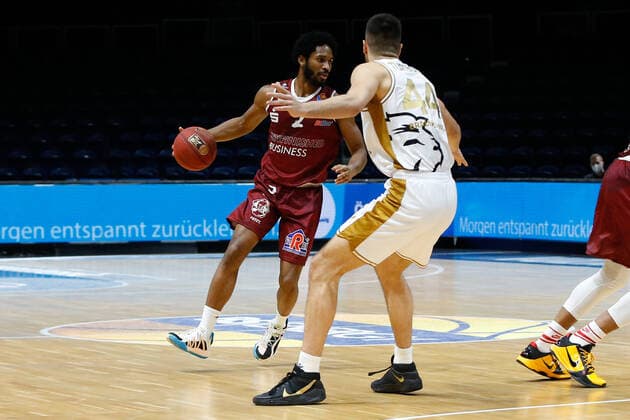 14.03.2021, xgox, Basketball, easyCredit BBL, Basketball Loewen Braunschweig - Niners Chemnitz emspor, v.l. Terrell Harris (Niners Chemnitz, 2) am Ball Braunschweig