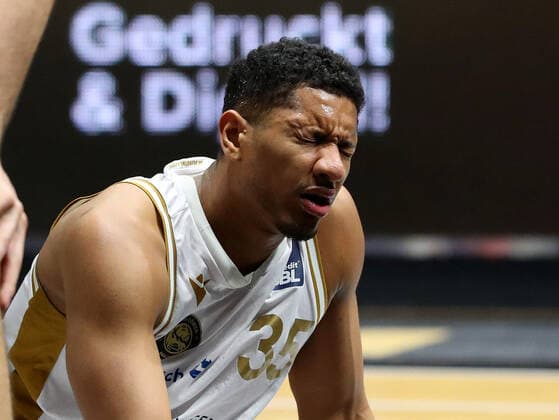 Löwen Braunschweig vs Chemnitz, BBL Braunschweig, 14.03.2021, BASKETBALL - easyCredit BBL Basketball Bundesliga, Löwen Braunschweig vs. Niners Chemnitz, Saison 2020 21. Karim Jallow (Löwen Braunschweig) Braunschweig