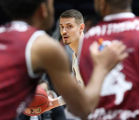 Löwen Braunschweig vs Chemnitz, BBL Braunschweig, 14.03.2021, BASKETBALL - easyCredit BBL Basketball Bundesliga, Löwen Braunschweig vs. Niners Chemnitz, Saison 2020 21. Lukas Wank (Löwen Braunschweig) Braunschweig