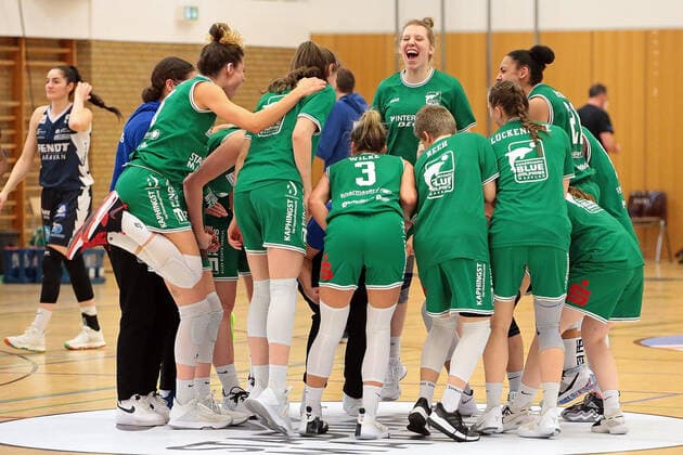 14.03.2021, xovx, Basketball Damen 1. Bundesliga, BC Pharmaserv Marburg - XCYDE Angels Nördlingen Jubel bei den Spielerinnen des BC Marburg nach dem 68:60 Sieg gegen Nördlingen Marburg Sporthalle Georg-Gaßmann-Stadion Hessen Deutschland (DE)